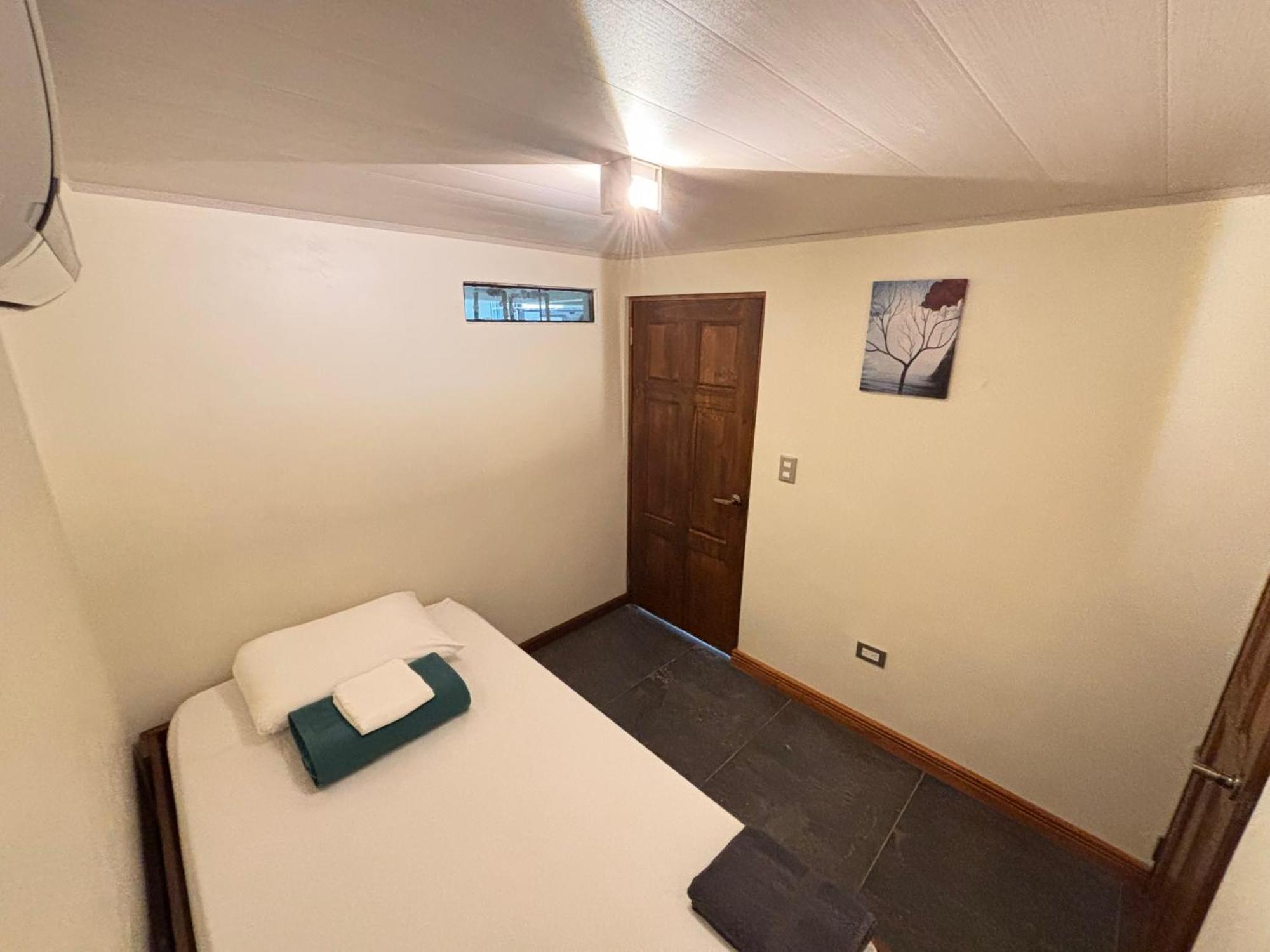 Arenal Backpackers Resort Ла Фортуна Экстерьер фото